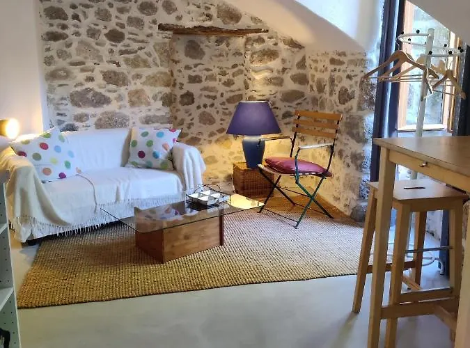 Rendez-vous sous le tilleul, en Cevennes.